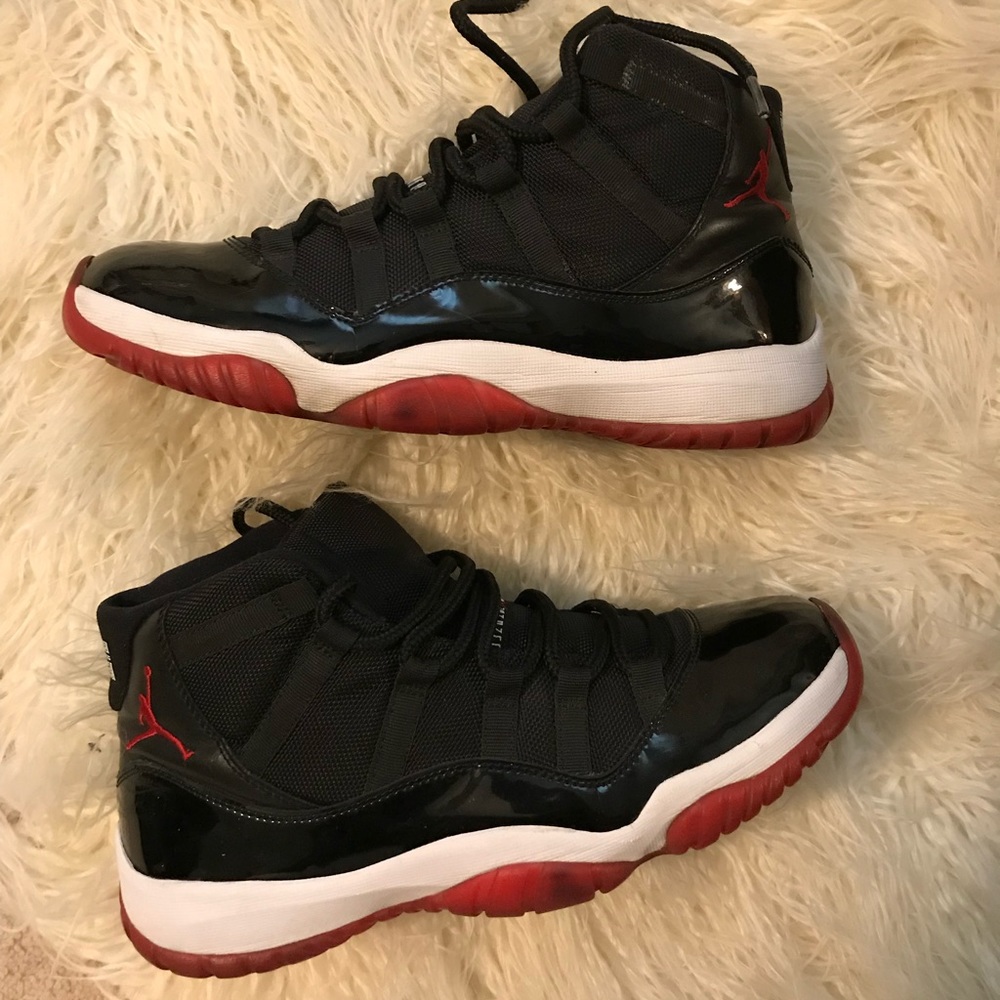 Jordan retro 11 bred